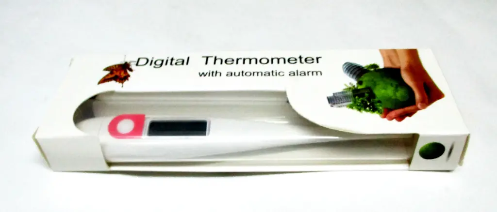 DIGITAL THERMOMETER